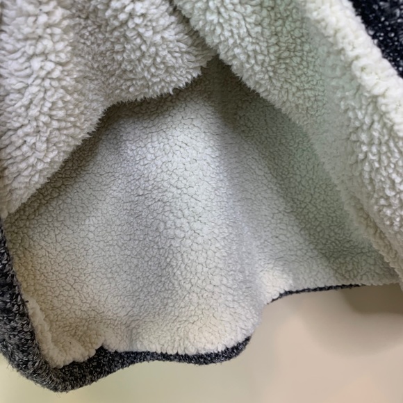 Orvis Brighton 1/4 Zip Sherpa Lined Gray Pullover - Picture 7 of 8